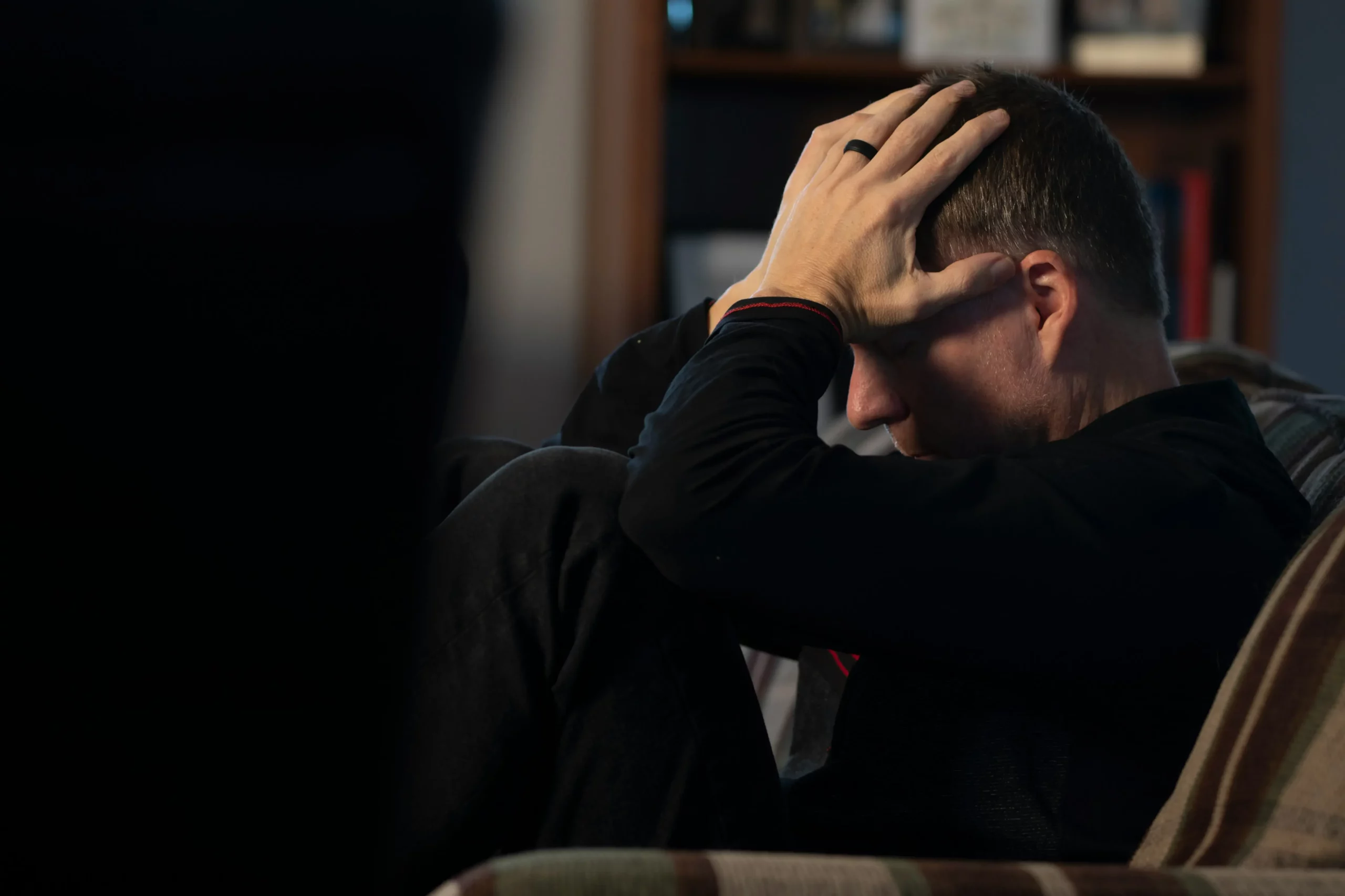 Personne souffrant d'une crise d'angoisse